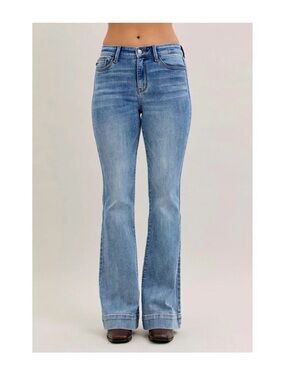 Judy Blue Light Blue High-Rise Flare Jeans